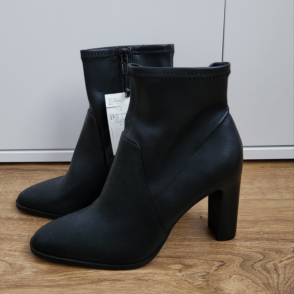 BNWT MANGO BOOTIES SIZE 6 1/2